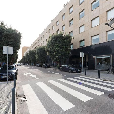 Lovelystay - Oporto Beach Apartment With 2 Free Parking Spots マトジニョシュ エクステリア 写真