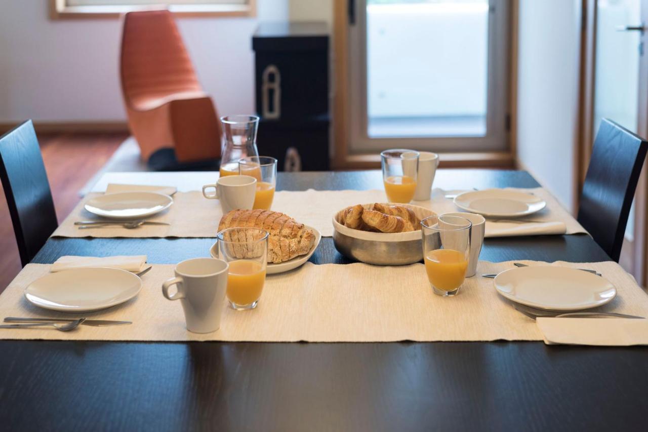 Lovelystay - Oporto Beach Apartment With 2 Free Parking Spots マトジニョシュ エクステリア 写真