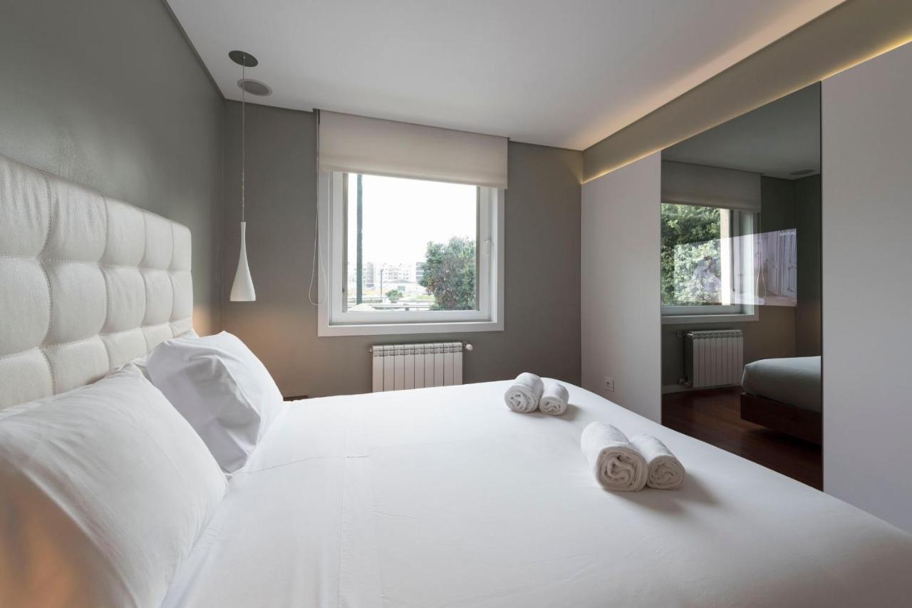 Lovelystay - Oporto Beach Apartment With 2 Free Parking Spots マトジニョシュ エクステリア 写真